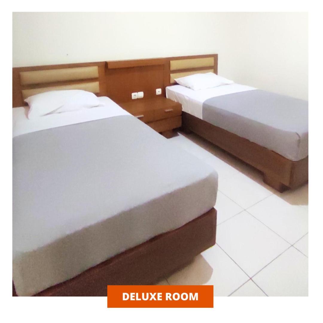 Wanitatama Hotel & Convention Hall Pakualaman Kültér fotó